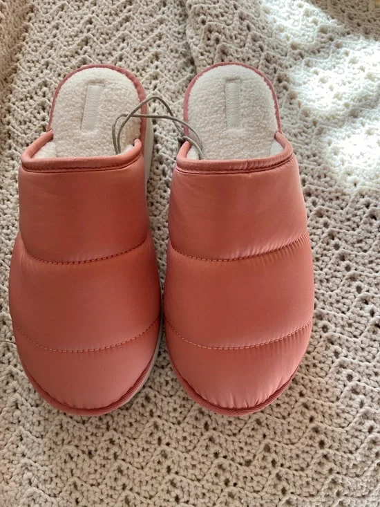 NWT size M Maeve Coral Pink Quilted Faux-Shearling Slide Slippers - Picture 4 of 5